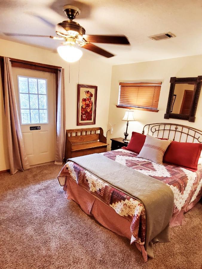 Barons Creekside Resort Fredericksburg Dış mekan fotoğraf